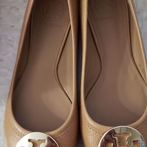 Tory Burch Reva Flats size 7
